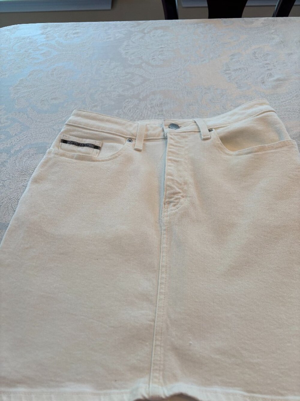 Calvin Klein White Woman's Jean Skirt Preppy Size 28